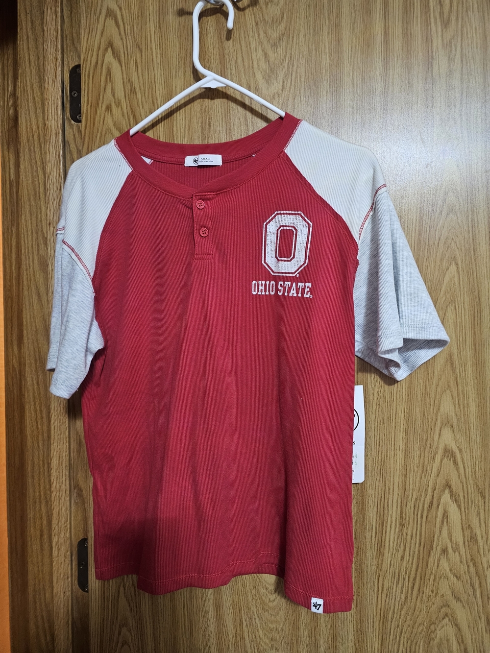 NWT Ohio State Buckeyes '47 Brand Harvey Henley Raglan Tee-Small